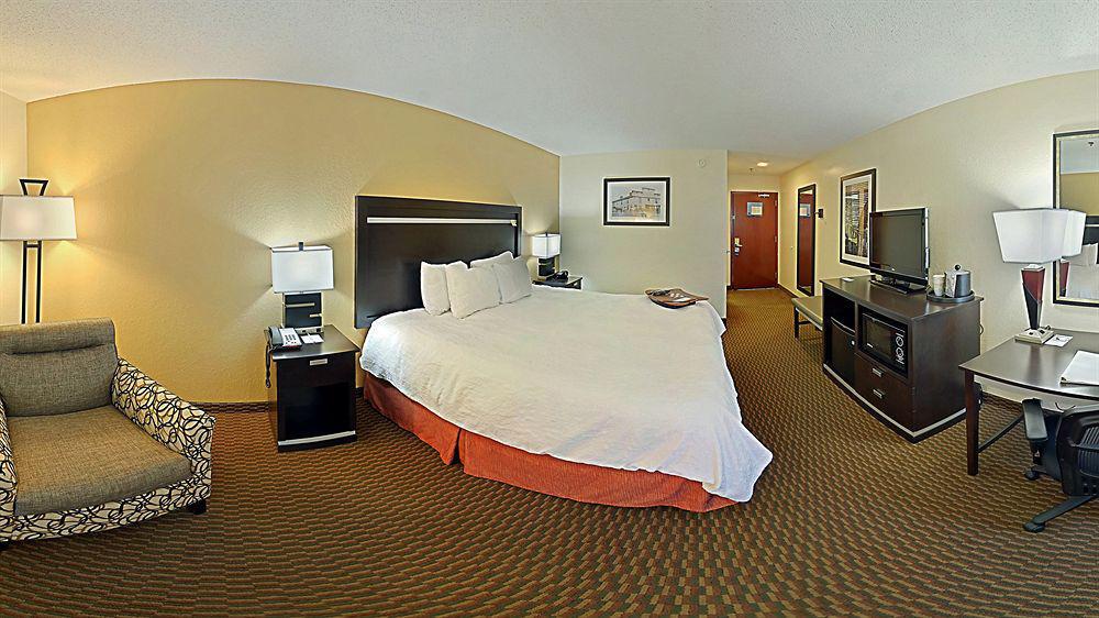 Hampton Hotel 3*