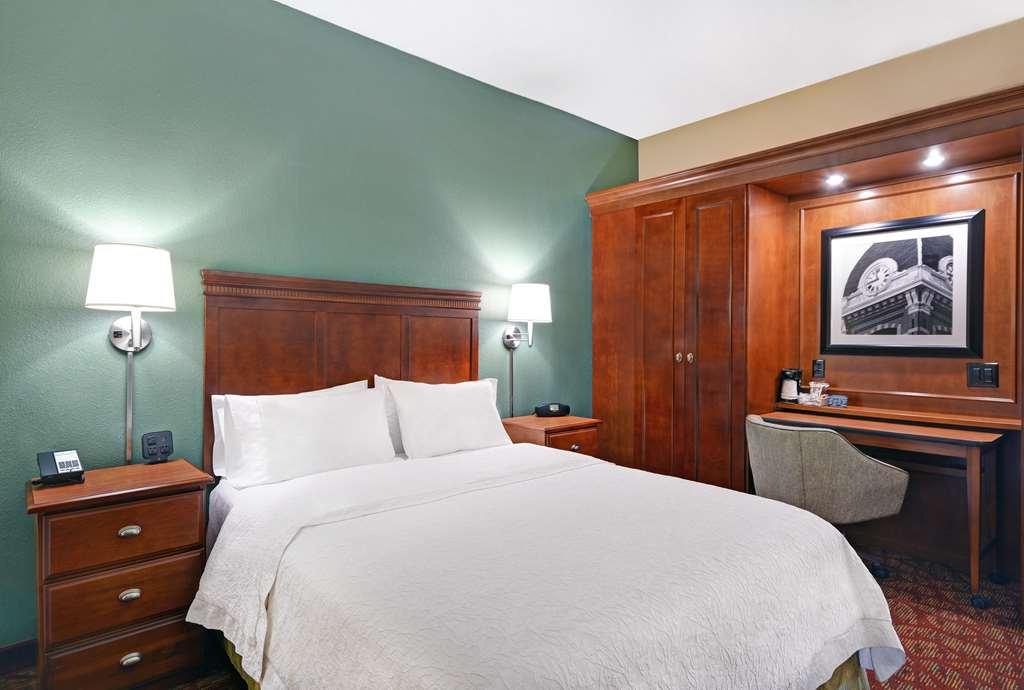 Hampton Hotel