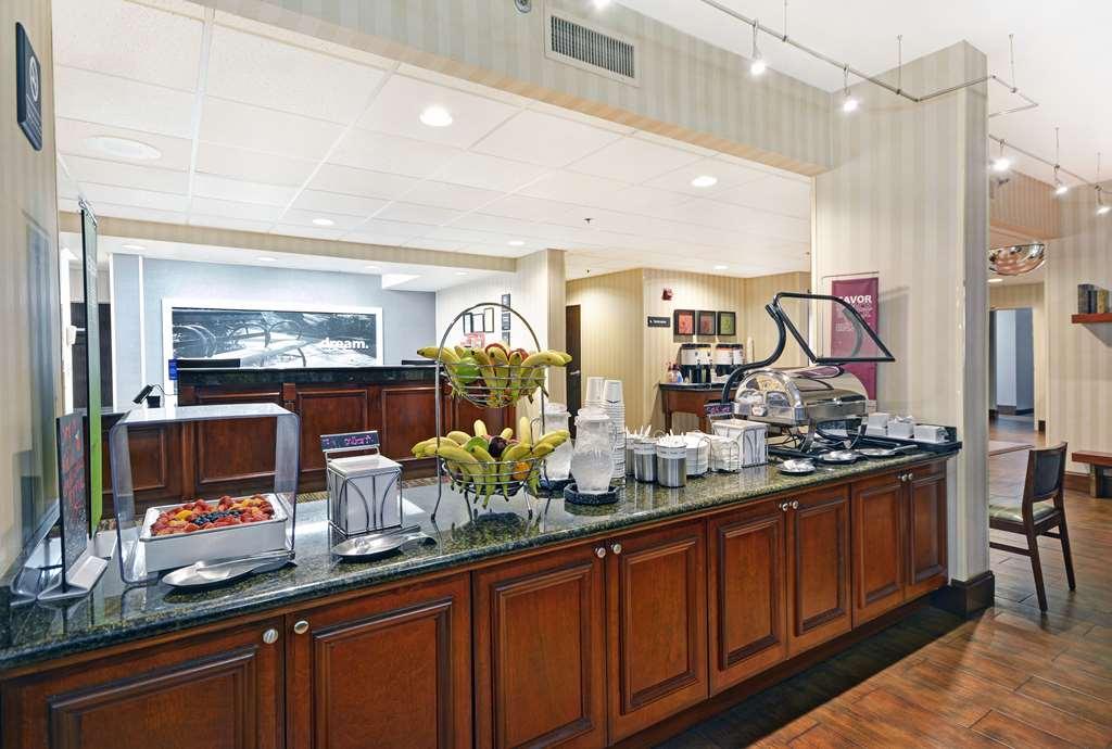 Hotel Hampton 3*