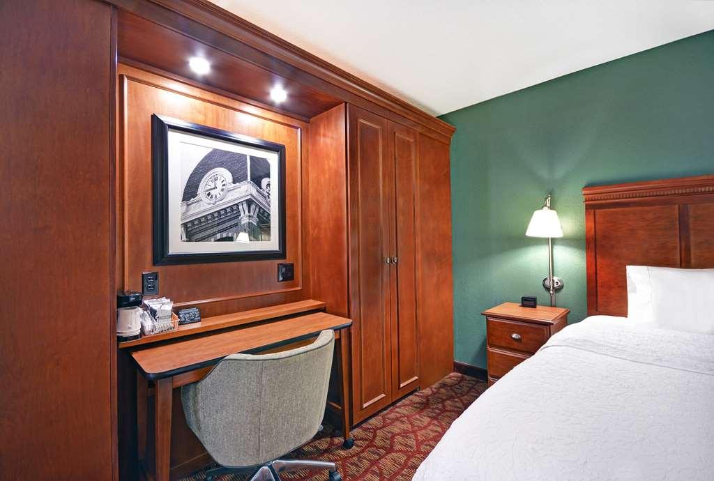 Hampton Hotel