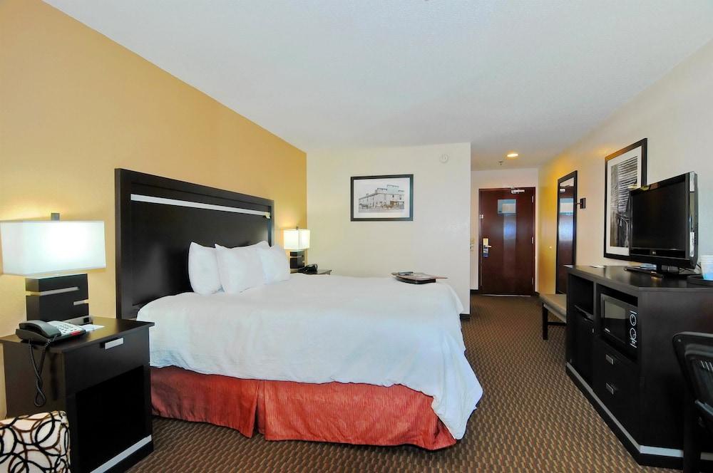 Hotel Hampton Athens