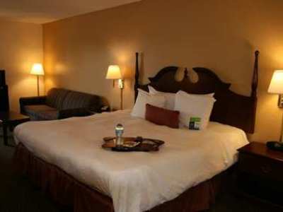 Hampton 3*