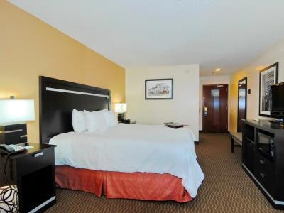Hampton Hotel 3*